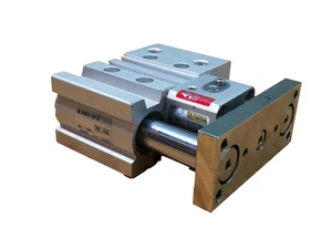SMC Air Pneumatic Low Profile Guide Cylinder + Lock MLGPM25-20-B 25Bore 20Str - Picture 1 of 4