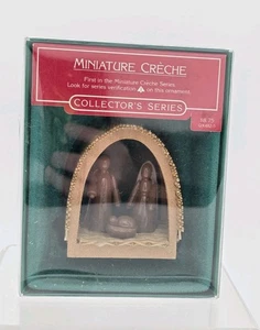 Hallmark Keepsake Ornament 1985 credenza in miniatura, 1° di serie, vintage - Foto 1 di 11