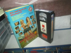 VHS - ZWEI DÄNINNEN IN LEDERHOSEN - UFA HARDCOVER RARITÄT - Picture 1 of 1