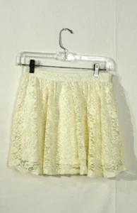 FOREVER 21 Lace Mini Skirt Size 28 Small - Picture 1 of 8