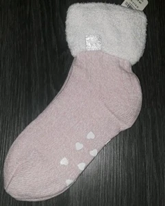 NeW Vs Pink cozy slipper socks with heart grips pink - Picture 1 of 2