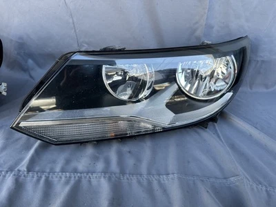 Faro halógeno derecho Volkswagen Tiguan 2012-2018 pasajero 5N0941006C Foto 1 de 4