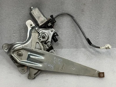 2002 LEXUS IS300 85710-53030 车窗电机后部右乘客侧原始设备制造商 — 第 1/3 张图片