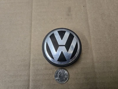 Оригинальный черный центральный колпак ступицы для Volkswagen Beetle Golf GTI Passat 3B7 601 171 - Изображение 1 из 4