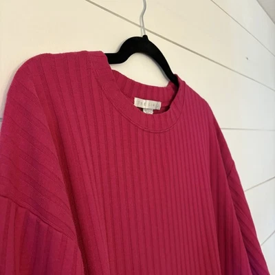The Limited Oversize Sweater Hot Pink Long Sleeve Knit Casual Pullover Women’s S - Image 1 of 4