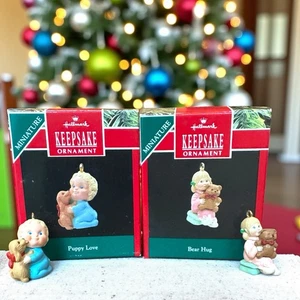 Vintage Hallmark Keepsake Miniatures Ornaments Puppy Love & Bear Hug New In Box - Picture 1 of 11
