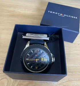 Rare Tommy Hilfiger Blue Dial Silicone Men's Watch TH 284 1 29 1911 1875BLU 10/4 - Picture 1 of 4