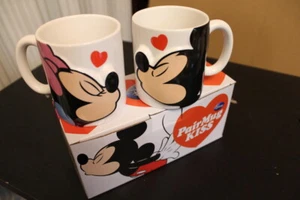 Disney Mickey & Minne mouse couple Kiss pair mug Sun Art USA - Picture 1 of 4