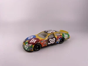 *RARE* 2005 ELLIOTT SADLER M&M'S FORD TAURUS 1/64 NASCAR DIECAST - Picture 1 of 3