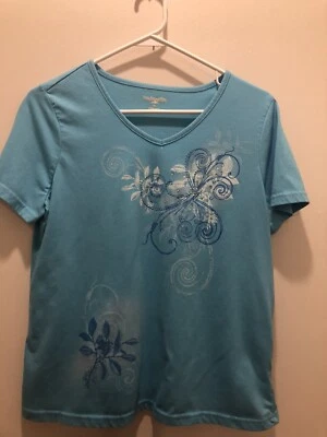 Camisa Breckenridge Talla PL Azul Con Estampado Floral Lentejuelas Manga Corta Foto 1 de 4