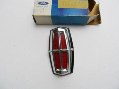 Lincoln Versailles 1977-1980 NOS emblema de cubierta de bloqueo de maletero D74Y-5443600A Foto 1 de 3