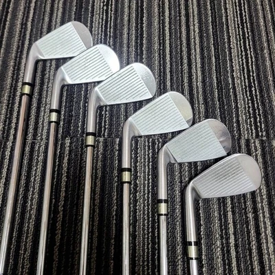 SRIXON Z745 Irons #5-9,Pw(6Clubs)/Dynamic Gold S200/Flex:Stiff/ Iron set - Image 1 of 4