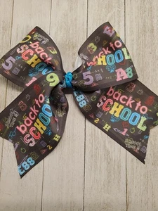 Back to School Bow - Picture 1 of 1