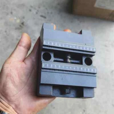  5-axis CNC Machining Center Self-centering Vises Concentric Precision Fixture - Image 1 of 4