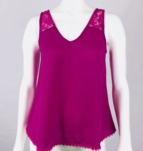 Belle Du Jour Women's Top Size XS Fuchsia Sleeveless Lace Trim Light Tank Top - Picture 1 of 8