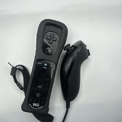 Nintendo Wii OEM Motion Plus Remote Controller w Sleeve Strap Nunchuck Black - Image 1 of 4
