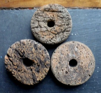 Antiguo lote vintage de 3 flotadores de red de pesca de corcho Cape Ann Rockport MA Gloucester Foto 1 de 3