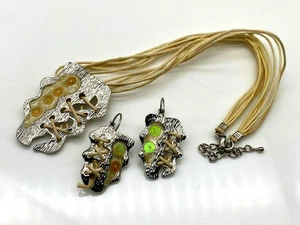 Vintage Jewellery Set Pendant Earrings Silver Tone Metal Layered Leather Strap - Picture 1 of 10