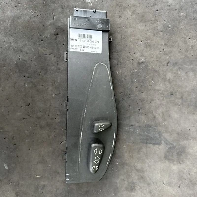 2001-2005 BMW 325I 330I - Front Right SEAT Adjustment Switch Panel 8099074 Power - Image 1 of 4