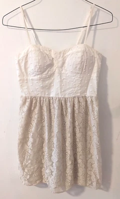 American Eagle Outfitters white floral lace summer sundress dress women's MEDIUM - Image 1 of 4