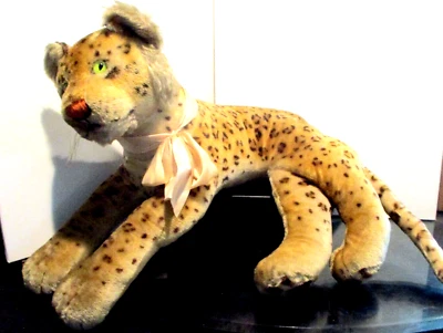 "STEIFF ON CRACK" Store Display: HUGE, RARE, 3.5 LENGTH,  3 INCH PAWS. - Image 1 of 4