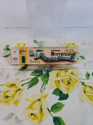 Dominoes Milton Bradley Dragon 1970 vintage 28 piezas doble seis caja madera # 4130 Foto 1 de 4