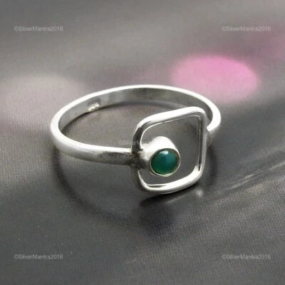 Massiccio Argento Sterling Rotondo Verde Pietra Onice Lunetta Promessa Band Moda - Immagine 1 di 4
