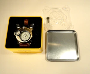 ThinkGeek Tesla Uhr - Bild 1 von 11