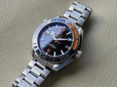 OMEGA Seamaster Planet Ocean 600M Black Orange 215.30.44.21.01.002 44mm (2020) - Image 1 of 4