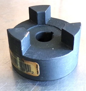 Lovejoy ? L090 X 1/2" TOMC-L090-A 3-Jaw Coupling 1/8" Keyway 2 1/8" Dia New CB1 - Picture 1 of 11