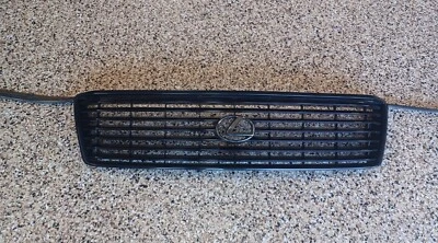 Lexus LS400 1996 parrilla superior  Foto 1 de 4