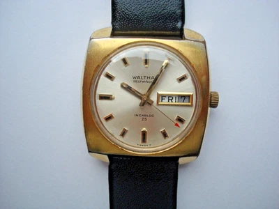 Waltham 25 Mens Selfwinding Square Watch Day Date Red Arrow Swiss New Band Runs - Image 1 of 4