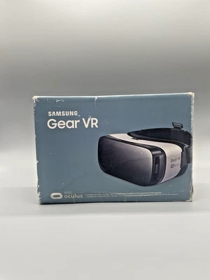Samsung Gear VR Oculus Virtual Reality Headset SM-R322 Lightweight - New - Image 1 of 4