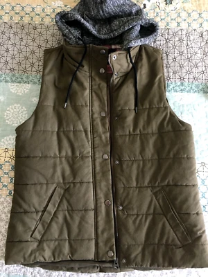 Love Tree Vest Hooded Women's Sz. L Military Green Button Up & Zip Closure - Image 1 of 4