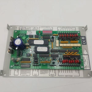 Schneider CSI Control Systems International controller Model MR88-C - Picture 1 of 3