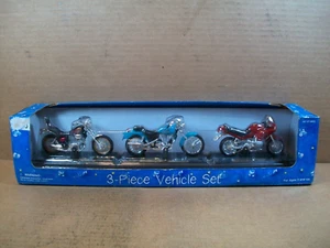 1995 Maisto ~ 3 Piece Vehicle Set (Motorcycles) ~ Yamaha, Honda, BMW - Picture 1 of 12