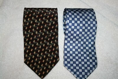 Par de corbatas de seda vintage Fanti Italy Jones Nueva York azul cuadros marrón patrones Foto 1 de 3