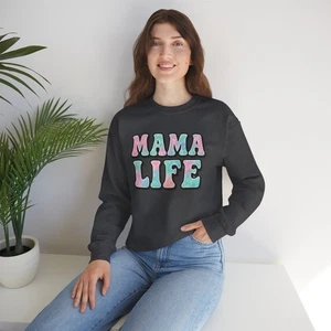 Mama Life Sweatshirt mit Rundhalsausschnitt, Cozy Mom Style, Geschenk für Mamas, Familie […] - Bild 1 von 80
