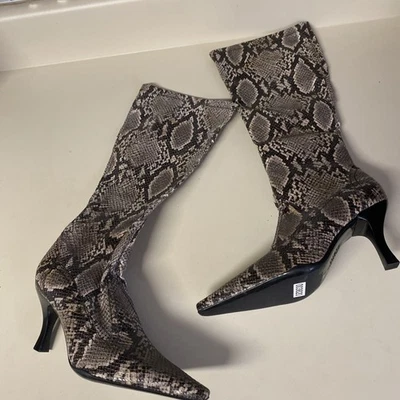 Botas botines FRANCO SARTO para mujer de cuero sintético con estampado de serpiente talla 6,5 Foto 1 de 4