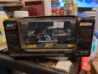 Dale Earnhardt 1:43 Revell #3 Oreo GM Goodwrench Service Plus 2001 Monte Carlo Foto 1 de 4