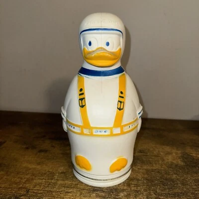 Vintage WALT DISNEY 1966 Donald Duck Nabisco Puppets Cereal Bank toy Wheat Puffs - Image 1 of 3