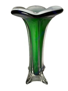 Vintage Emerald Green White Murano Italy Cased Glass Tulip Vase Fluted Trumpet - Bild 1 von 3