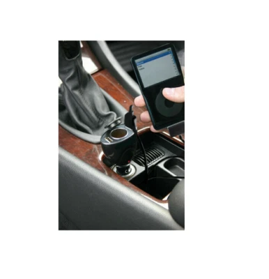 ADATTATORE PRESA ACCENDISIGARI AUTO MOTO CAMION 1 ACCENDISIGARI + 2 INGRESSI USB - Immagine 1 di 3