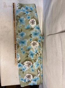 Caribbean Joe Womans Size 8 Hawaian Shorts - Picture 1 of 4