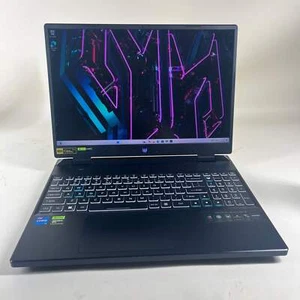 Acer Predator PHN16-71 16" i7-13700HX 2.1GHz 16GB RAM 1TB SSD GeForce RTX 4060 - Foto 1 di 10
