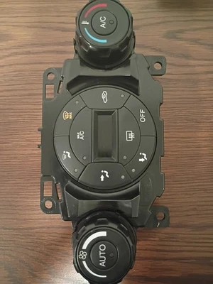 Heater A/c Control FORD FIESTA 14 15 16 17 18 19 - Image 1 of 2