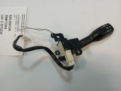 Passenger Right Cruise Control Column Switch from 2013 Toyota Venza 12437809 - Image 1 of 4