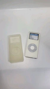 APPLE 4GB iPod Blanco A1137 Probado Envío Rápido - Imagen 1 de 4