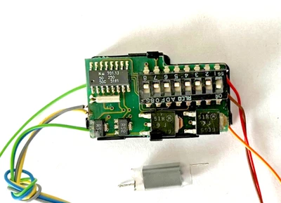 Märklin C80 6080 Digital Decoder Motorola Lichtfunktion F0 schaltbar - Bild 1 von 4