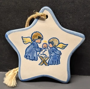 Louisville Steinzeug Handarbeit Stern Weihnachtsschmuck Jesus & 2 Engel 4" x 4" - Bild 1 von 3